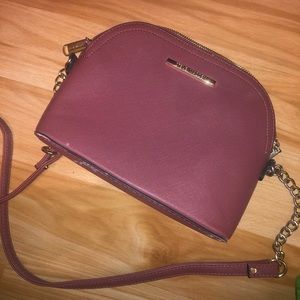 Burgundy Steve Madden crossbody purse